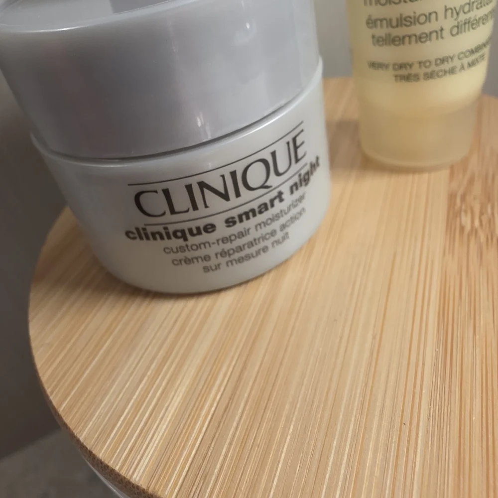 Clinique Skin Care & Pop Lip Colour + Primer Bundle NEW!